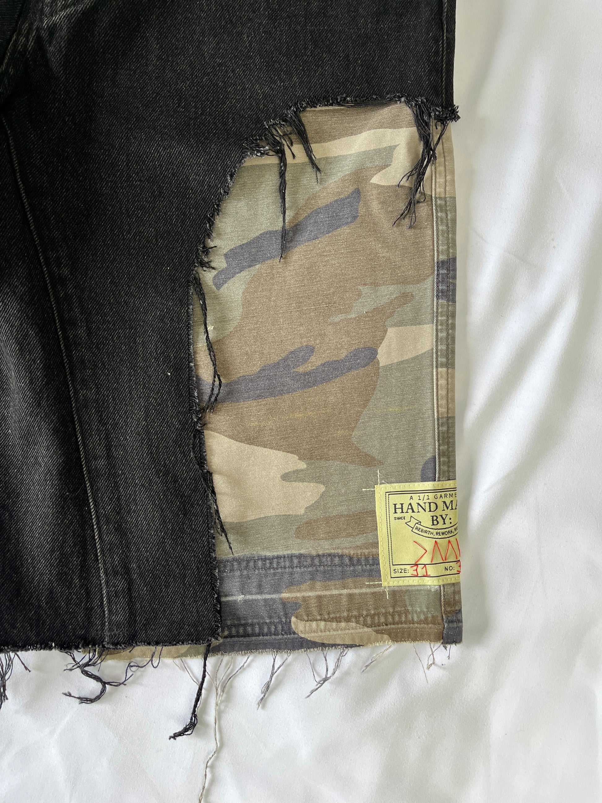 2 in 1 Camo Denim